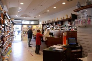 Farmacia-Cantelli-1